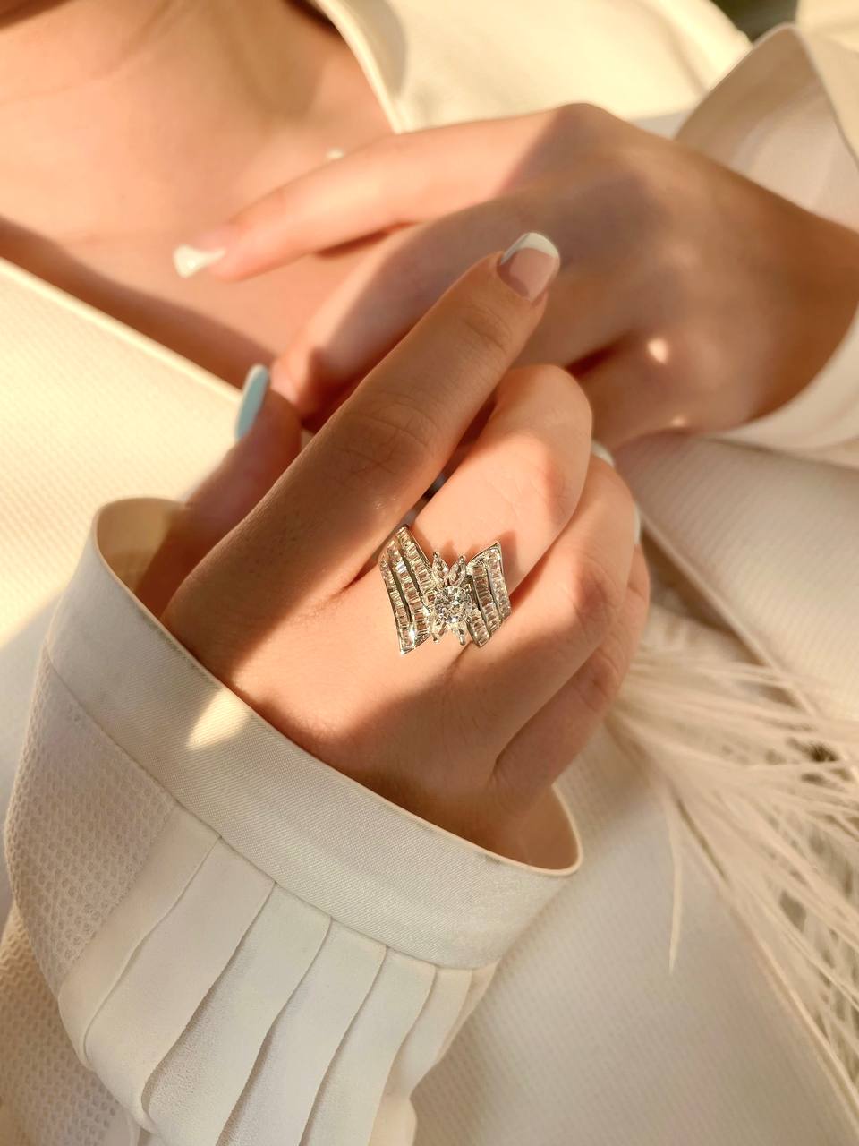 انگشتر جواهری زنانه