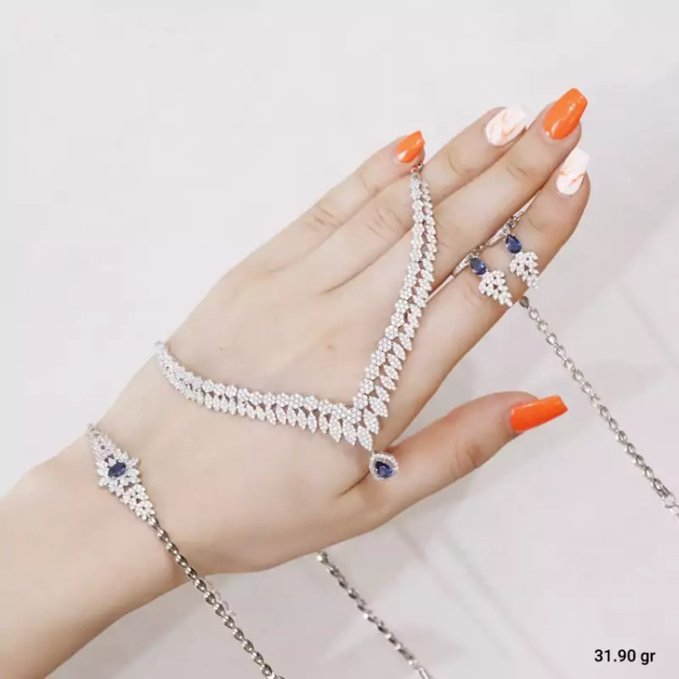 سرویس نگین ابی
