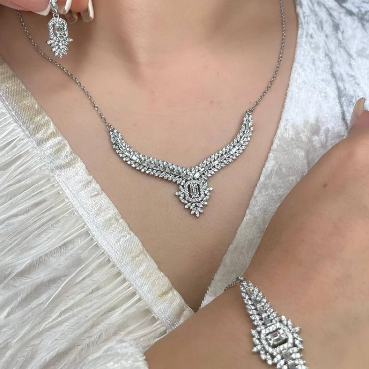 سرویس زنجیری نقره